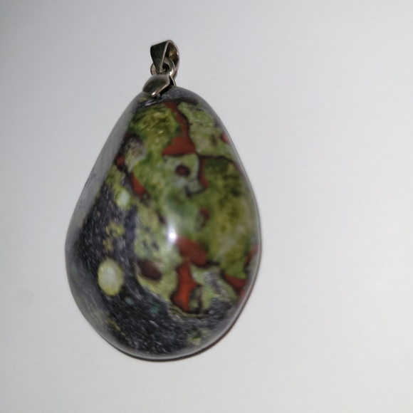 Pendant - Picture 2 of 6